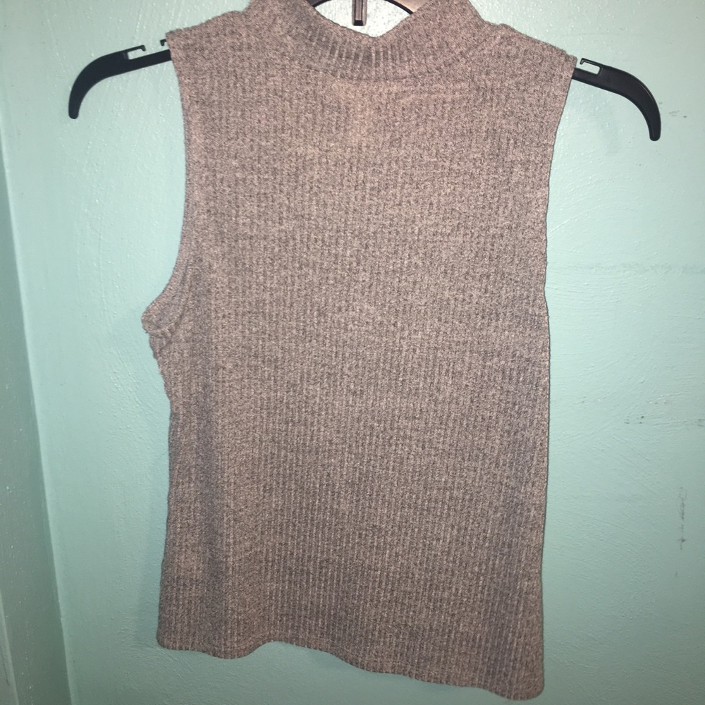 Grey top w/ mock neck